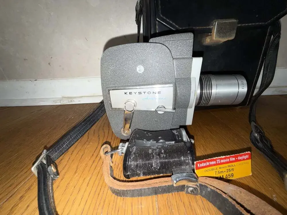 Vintage Keystone K-774 Americana 8mm Film Movie Camera with Zoom and Case